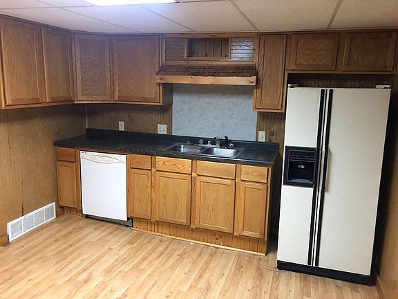 5th image of 205 Ohmer St