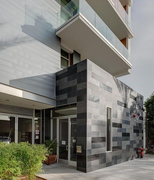 1st image of 482 S Arroyo Pkwy #301
