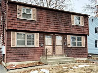 52-54 Campechi St, Springfield, MA 01104