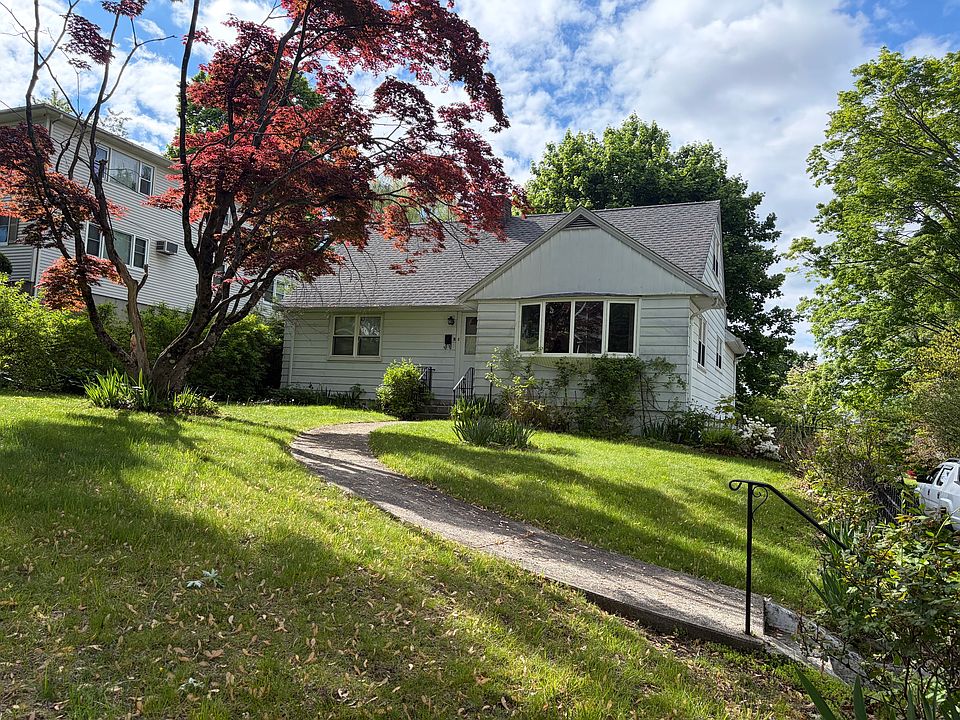 1st image of 8 Wixted Ave