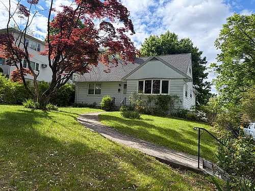 8 Wixted Ave Photo 1