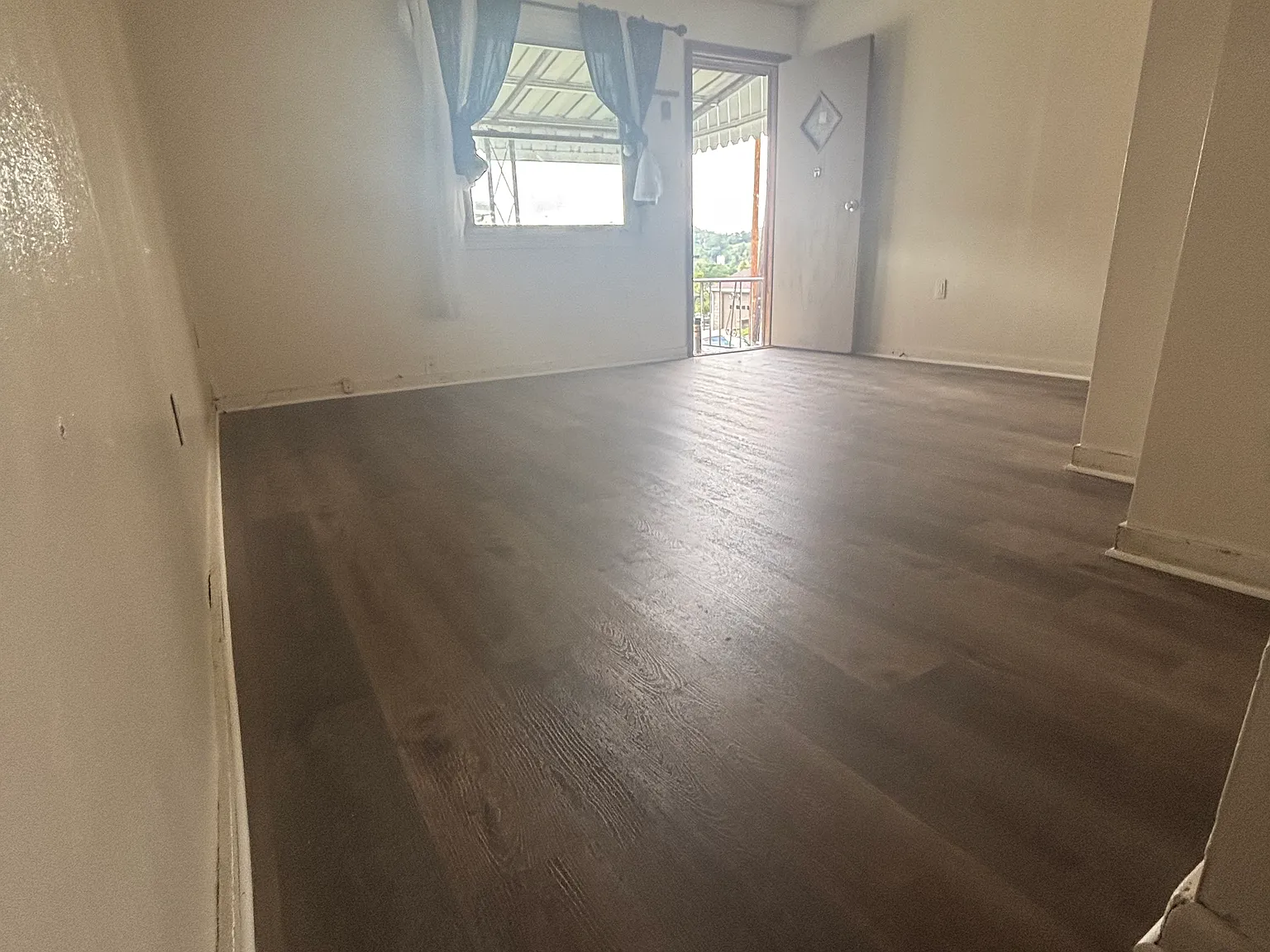 2 bed, $1,050 — Photo 3