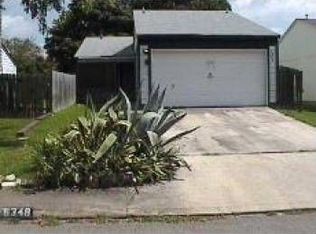 104 Country Club Ln, San Antonio, TX 78232