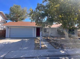 1061 James Ln, Fallon, NV 89406