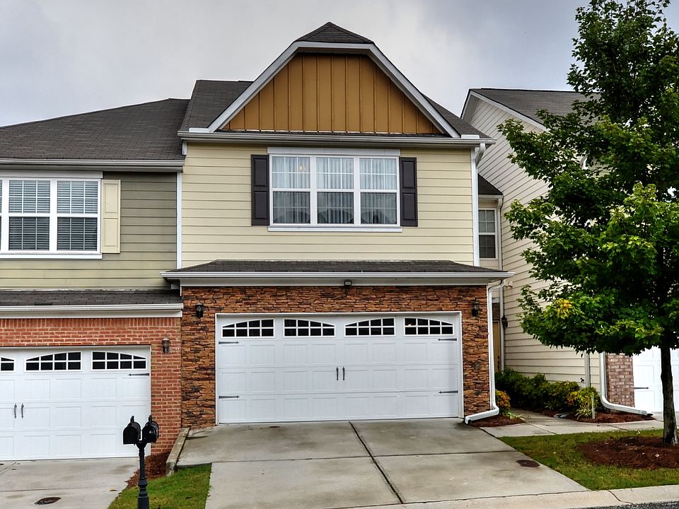 1st image of 2364 Whiteoak Way SE
