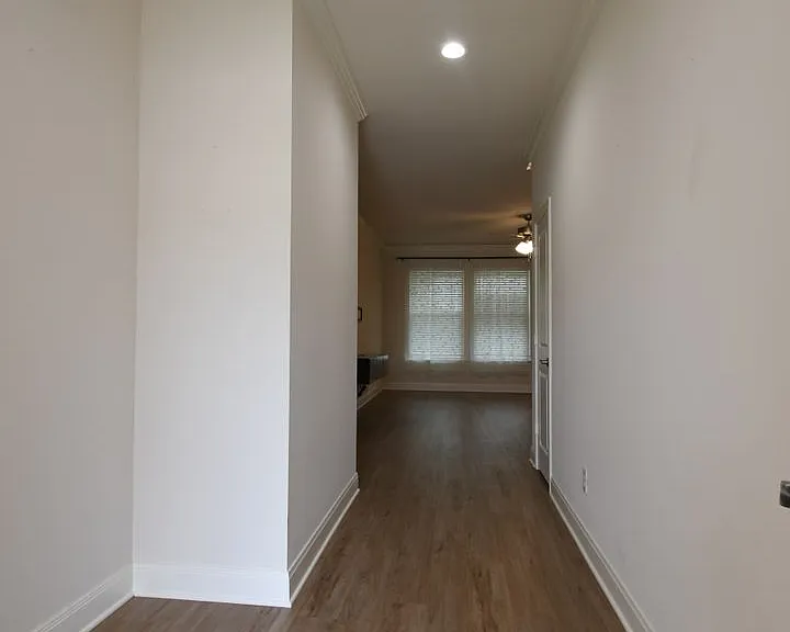 6067 Hamilton Meadows Way — Photo 4