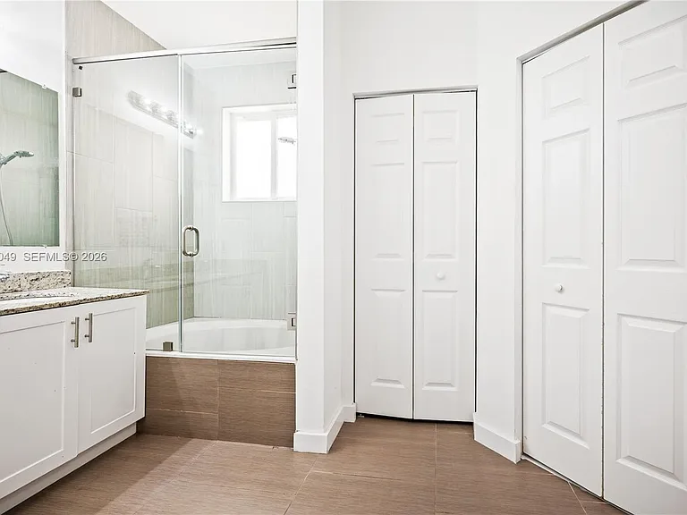 445 Conservation Dr — Photo 16