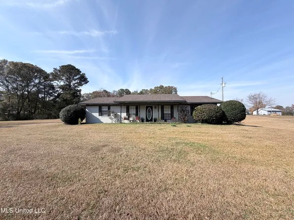12061 Highway 21 S, Union, MS 39365