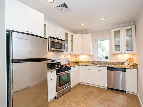 4th image of 43-45 Boylston St #2