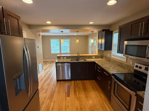 178 Ramseur St #B, Bryson City, NC 28713