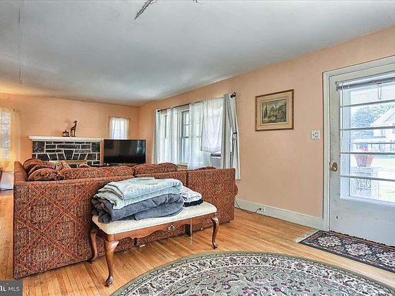 2nd image of 29 Welty Ave