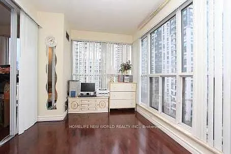 18 Hollywood Ave #701 — Photo 13