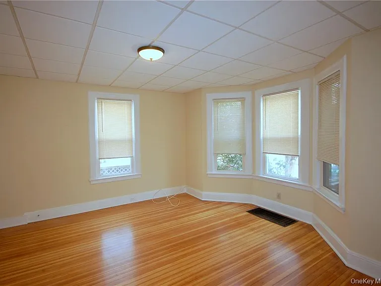 505 Prospect Ave — Photo 14