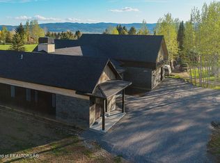 266 Walnut Dr, Star Valley Ranch, WY 83127