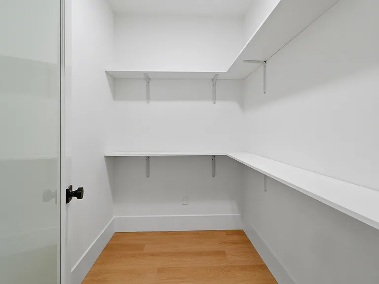 21 Cambridge Way — Photo 31