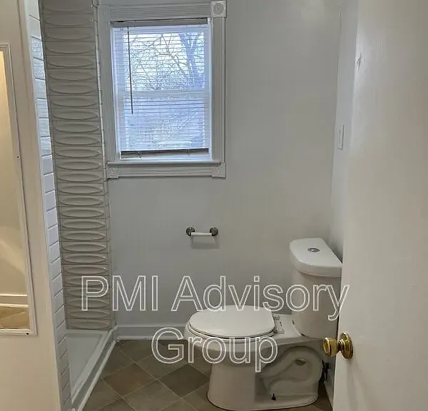 1909 SW Clay St — Photo 16