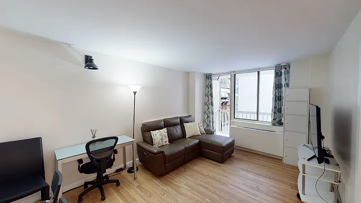 Rented by Halstead Real Estate | media 3