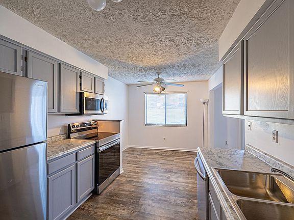 3rd image of 5099 Tri County View Dr #5099