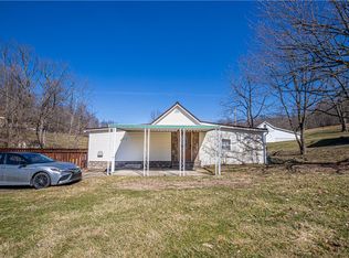 398 Sugar Run Rd, Waynesburg, PA 15370