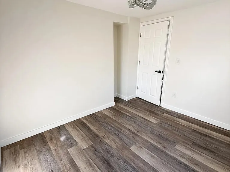 106 Reed St — Photo 8