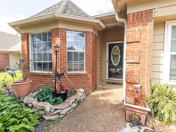 4th image of 9011 Pepper Hollow Ct