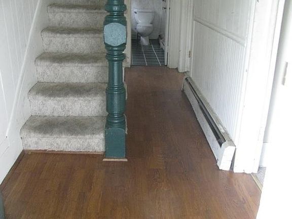4th image of 914 Central Ave
