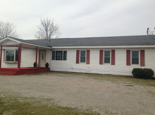 18075 N Mount Moriah Rd, Marshall, IL 62441