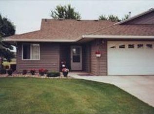 146 Par Ln, Cold Spring, MN 56320