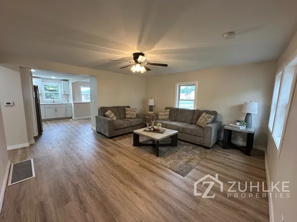 3402 13th St, Columbus, NE 68601