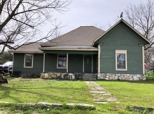 209 N 3rd St, Jarrell, TX 76537