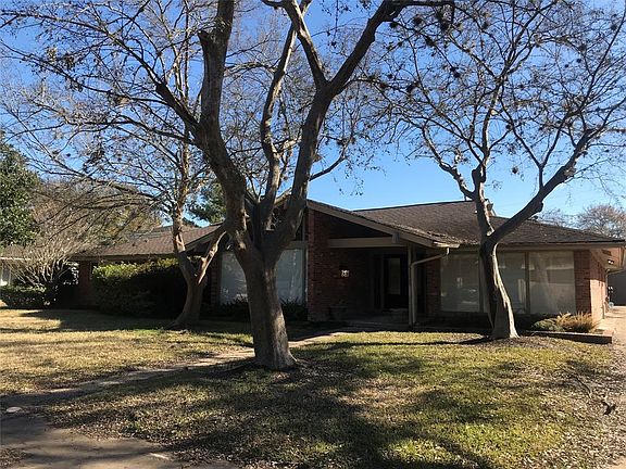4th image of 5135 Braesheather Dr