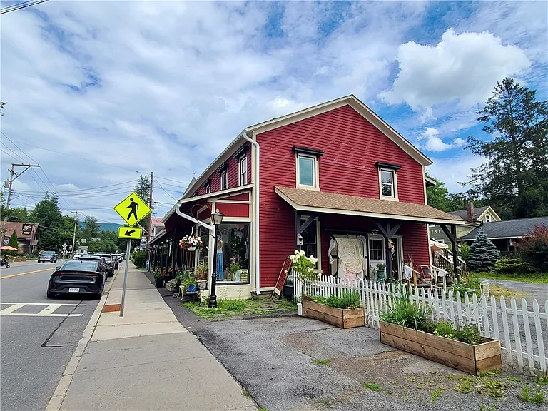 72 Main St — Photo 21
