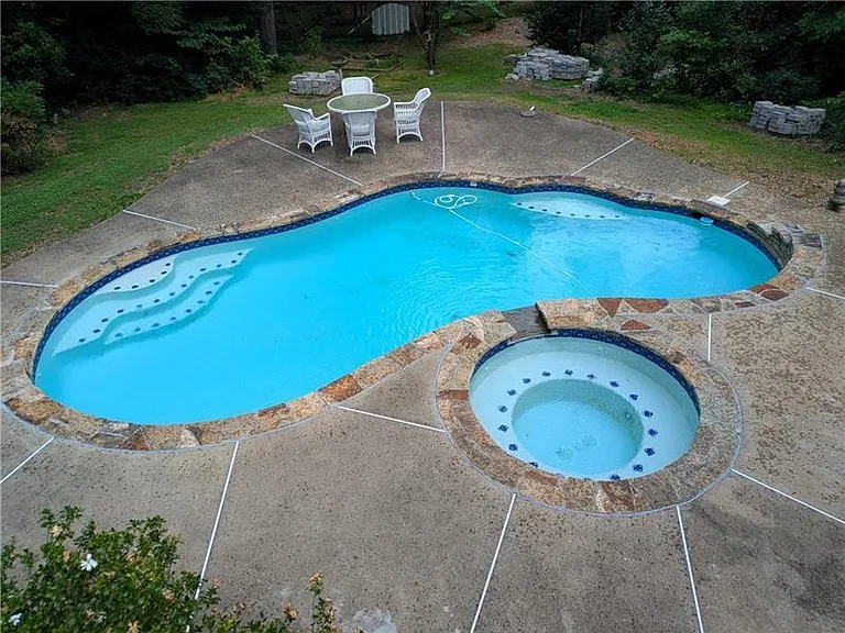 220 Indian Hills Ct — Photo 28