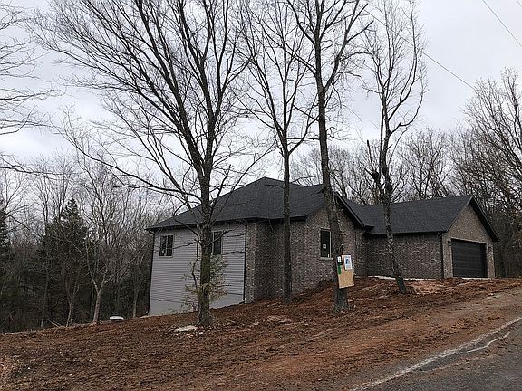 2nd image of 32 Loftus Dr