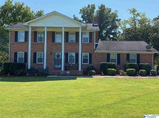 262 Hoover Cir, Toney, AL 35773