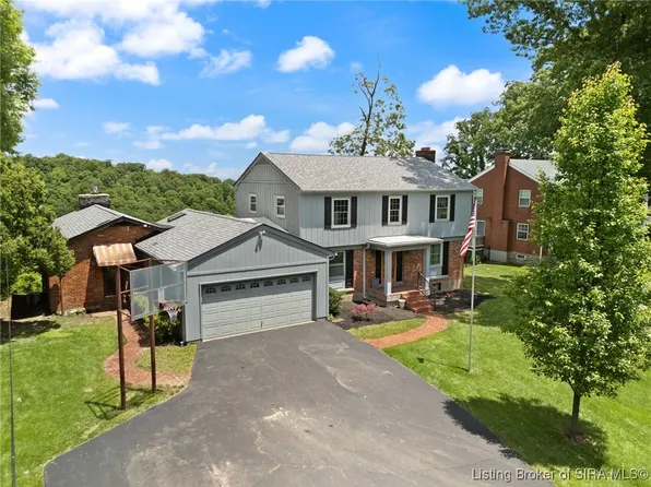 19 N Hill Drive, Floyds Knobs, IN 47119