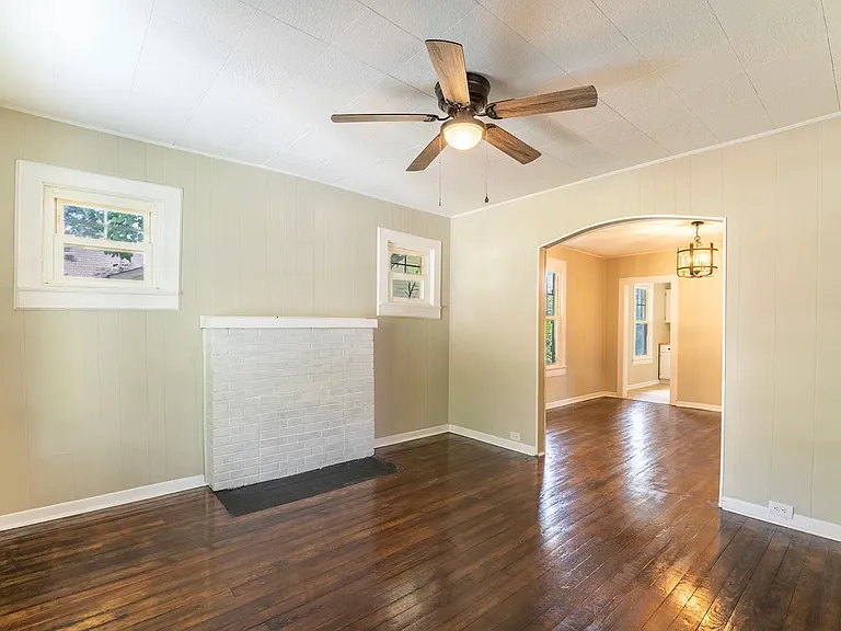 330 Chickamauga Ave — Photo 5