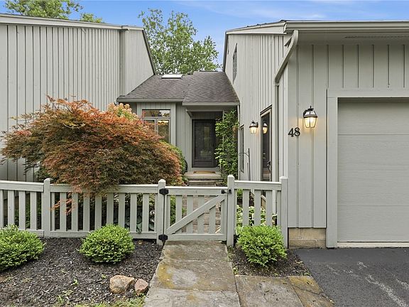 3rd image of 48 Winding Creek Ln