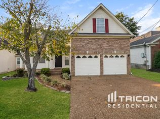 107 Cloverfield Ct, Hendersonville, TN 37075