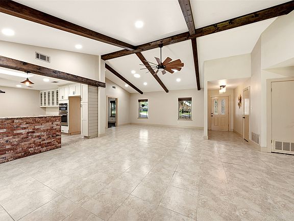 5th image of 17535 Country Club Dr