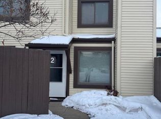 1015 N 39th St #A-2, Grand Forks, ND 58203