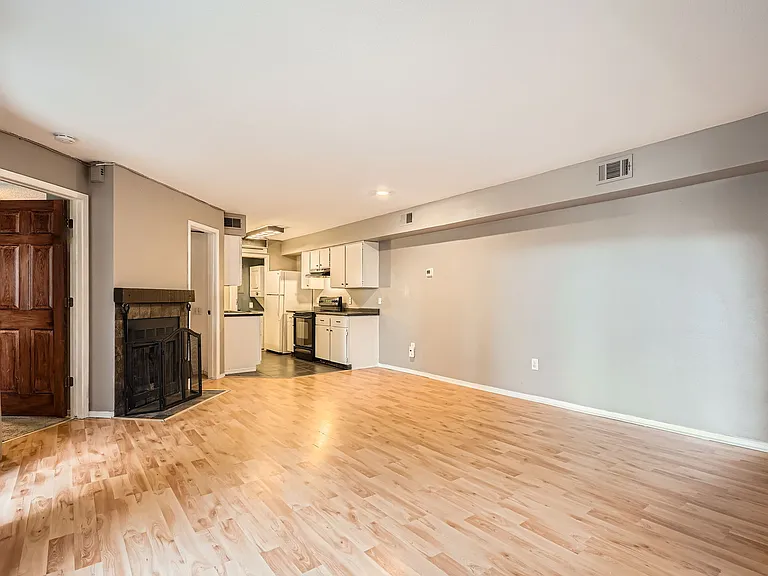 1830 Newland Ct #222 — Photo 7