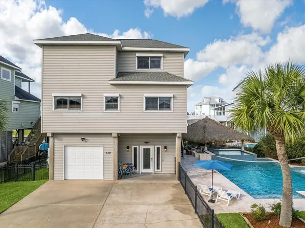 519 Westerly Dr, Tiki Island, TX 77554