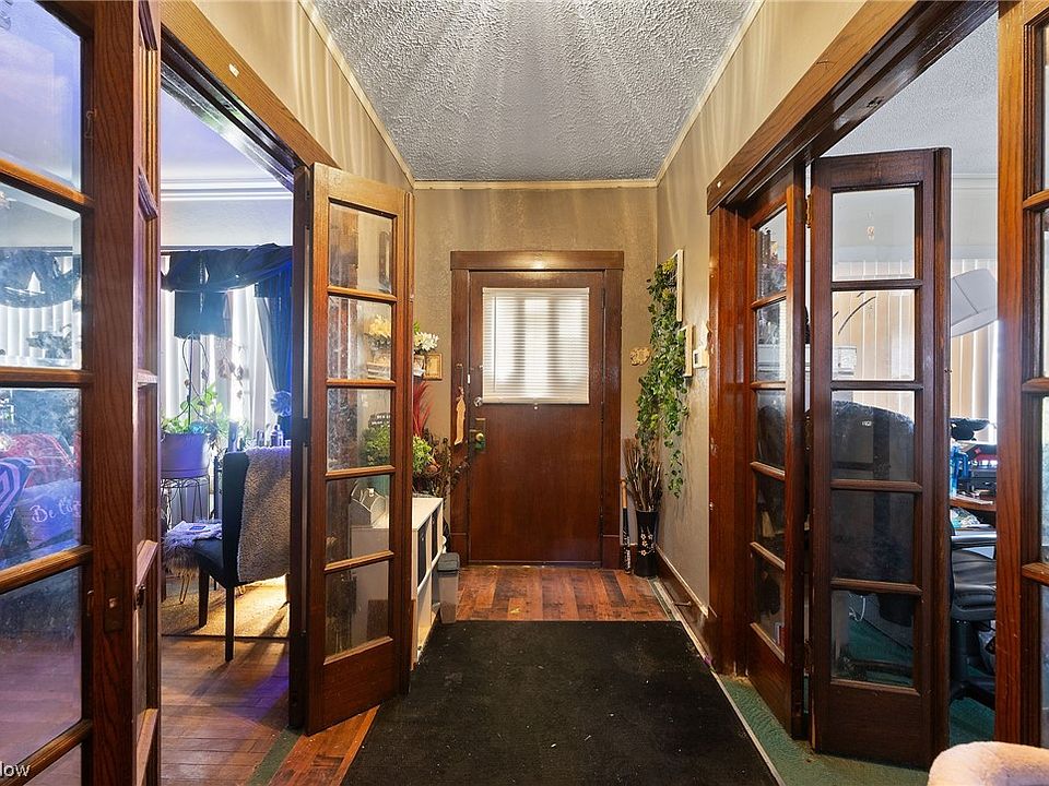 424 Crandall Ave, Youngstown, OH 44504 Zillow