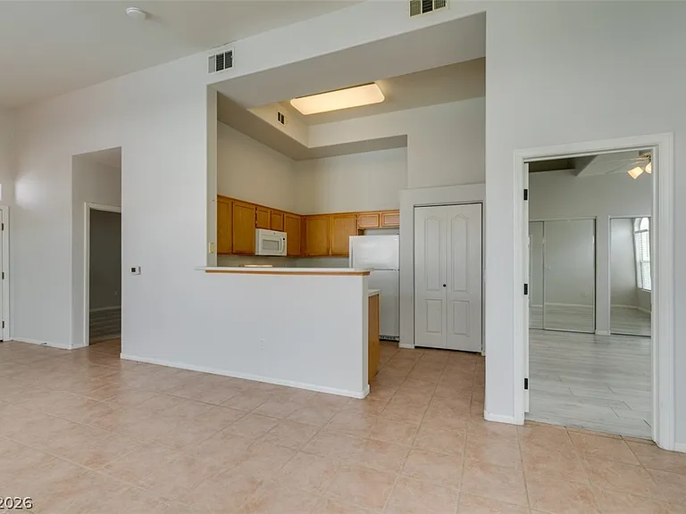 700 Carnegie St #421 — Photo 21