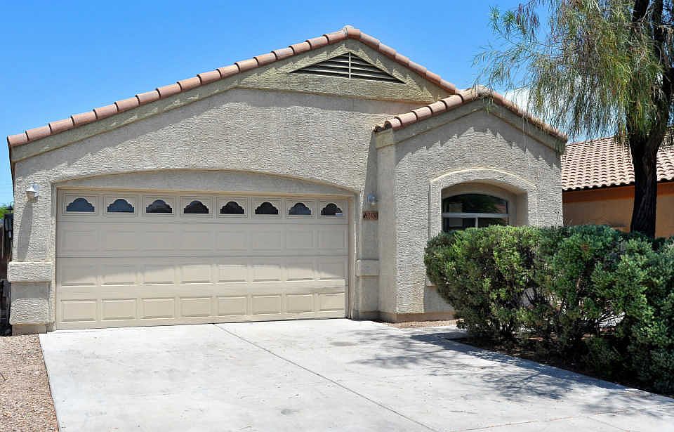 1st image of 2450 W Prichett Pl