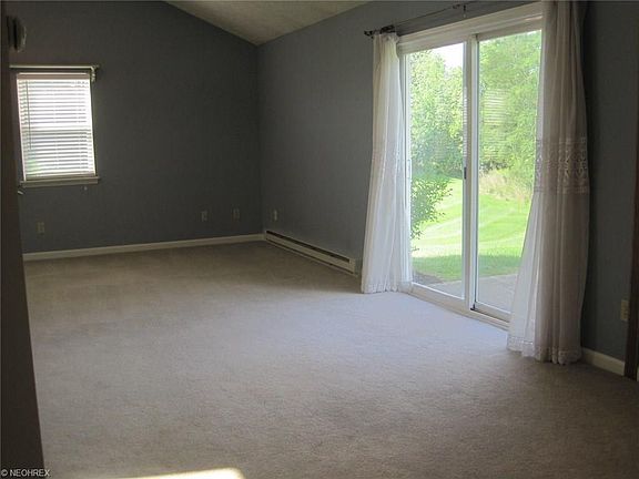 5th image of 5048 Garden Lake Ct
