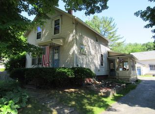 27 Reservoir Rd, Leeds, MA 01053