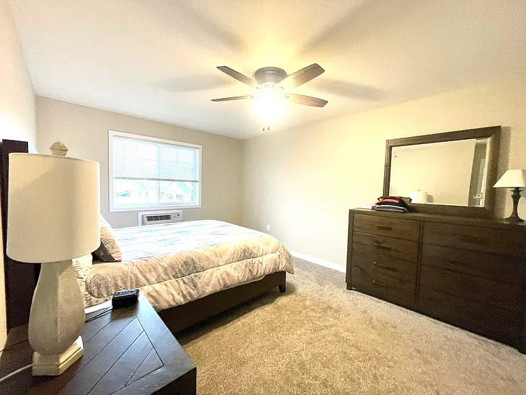 Gateway Place Apartments — Photo 120