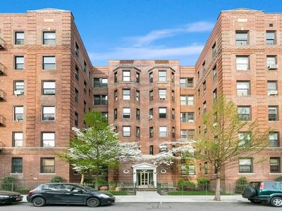 645 E 26th St APT 5L, Brooklyn, NY, 11210